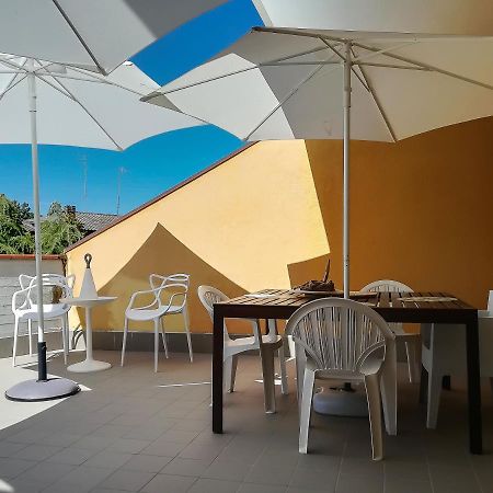 Appartamento Con Terrazza Лидо-делле-Национи Экстерьер фото